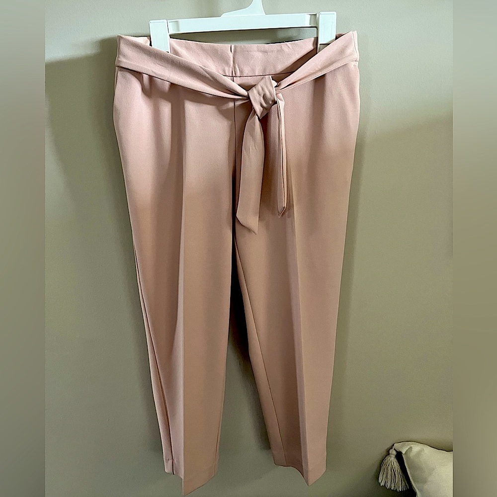 Worthington Belted Crop Pant